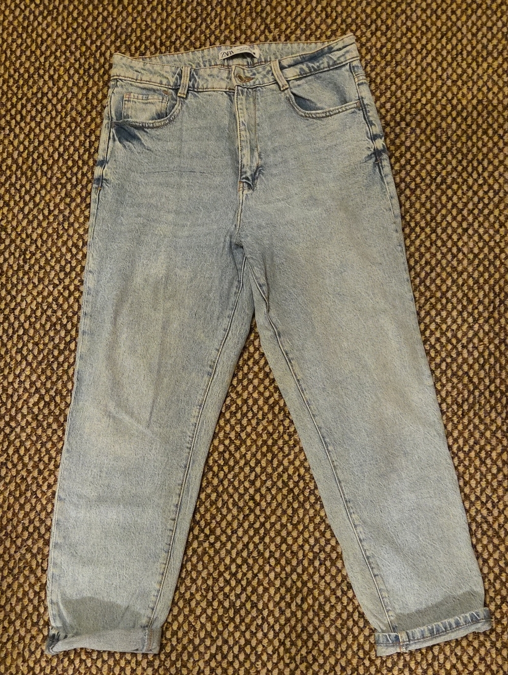 Zara Skinny Acid Wash High-Waist Mom Jeans with Contrast Topstitching